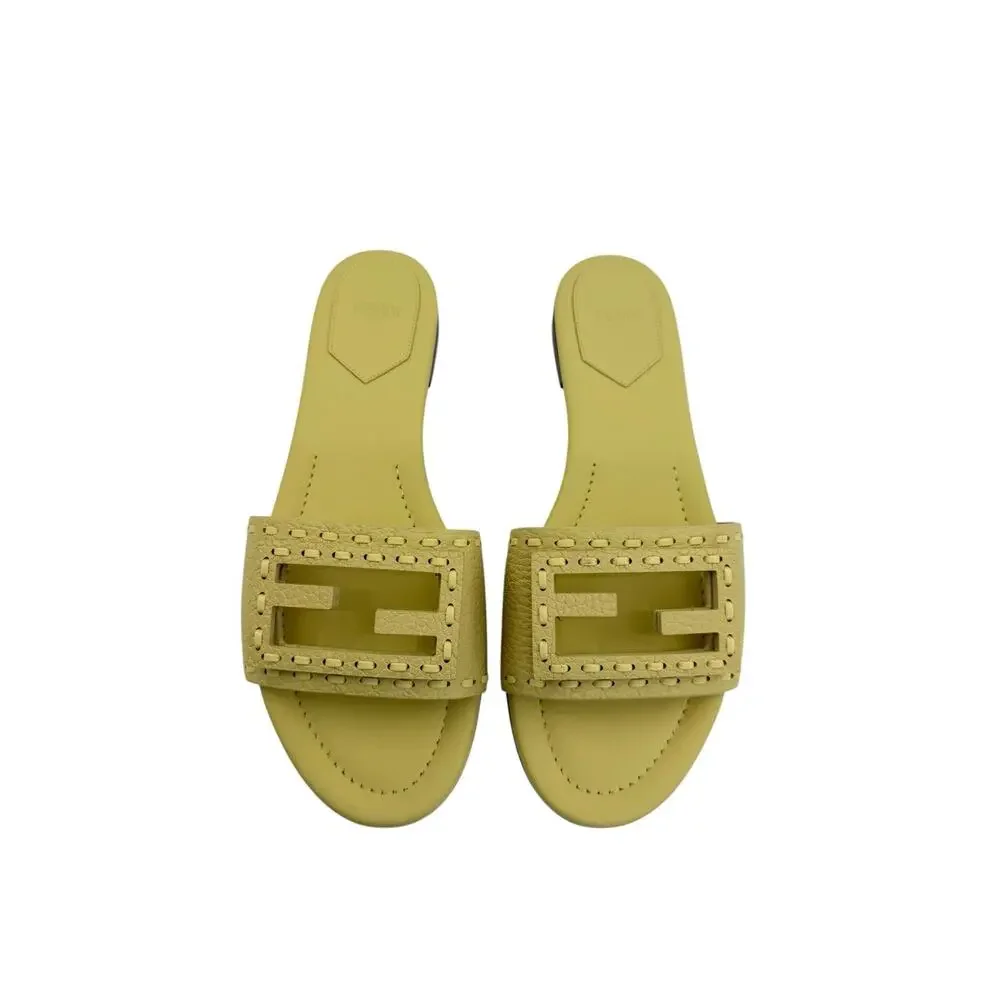 Fendi Baguette FF Leather Buckle Slides (38.5/8.5)